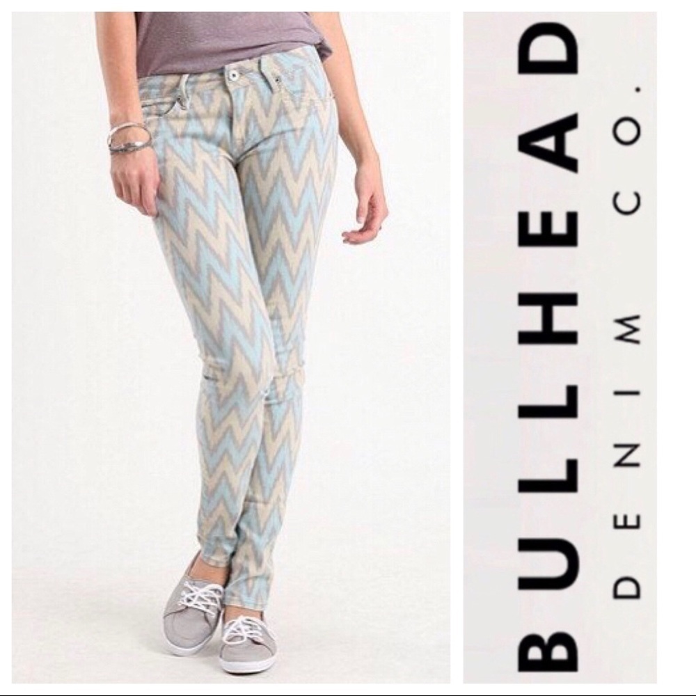 Bullhead Black Label pastel ikat chevron skinniest jeans Jr size 13